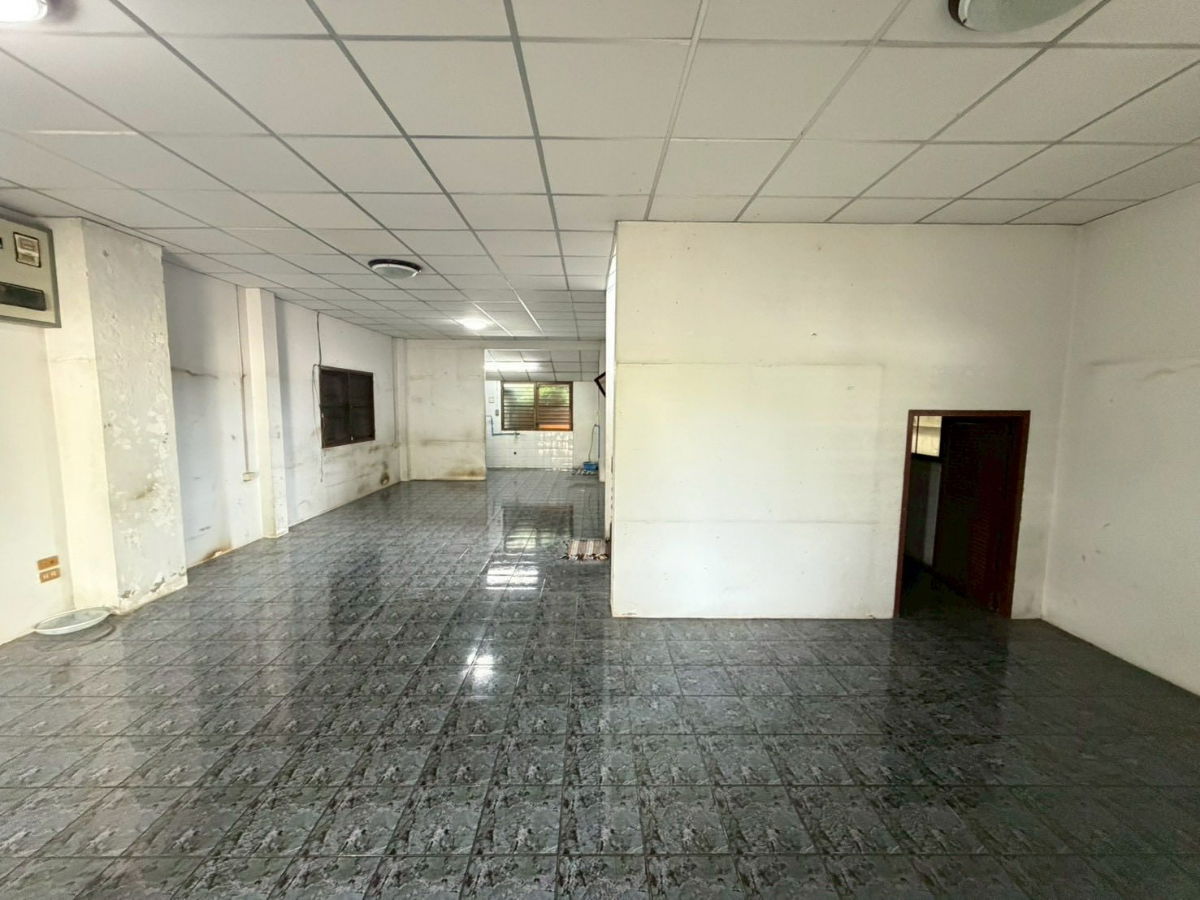 รูป ขายบ้านเดี่ยว 2 ชั้น หมู่บ้านบุษราคัม บางขุนเทียน-ชายทะเล ขนาด 102.3 ตารางวา 4 ห้องนอน 2 ห้องน้ำ - รูปที่ 6/25