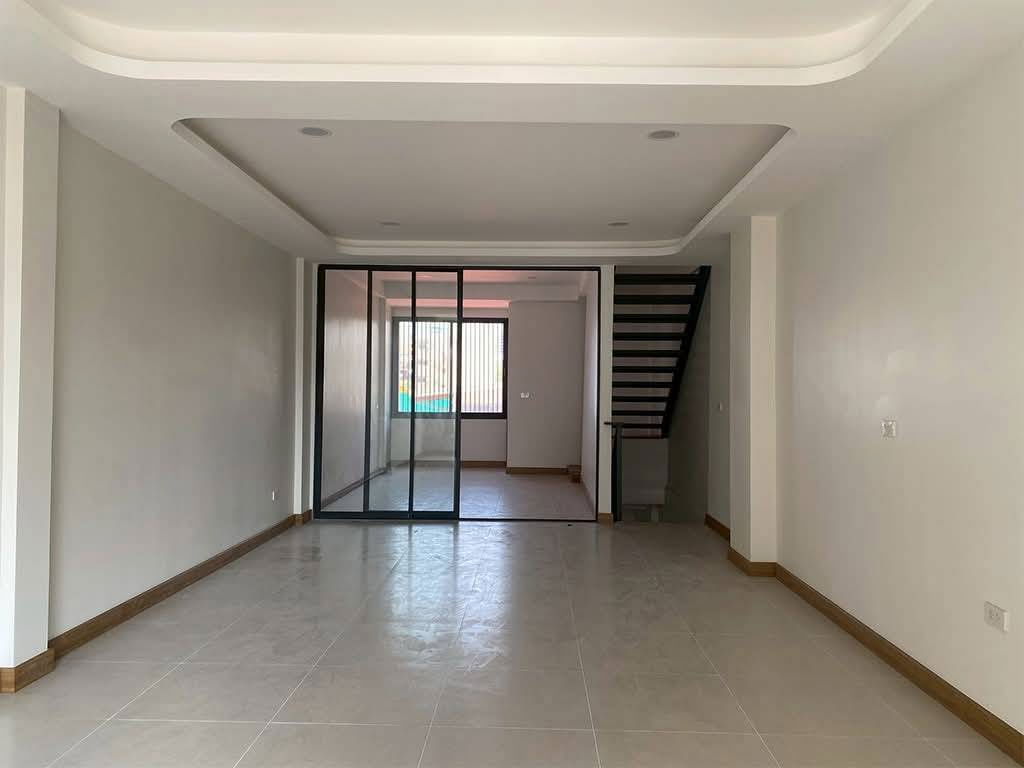 รูป ขายอาคารพาณิชย์ 4.5 ชั้น รีโนเวทใหม่ ซอยประชาสงเคราะห์ 33 ใกล้พระราม 9 – รัชดา - รูปที่ 12/16