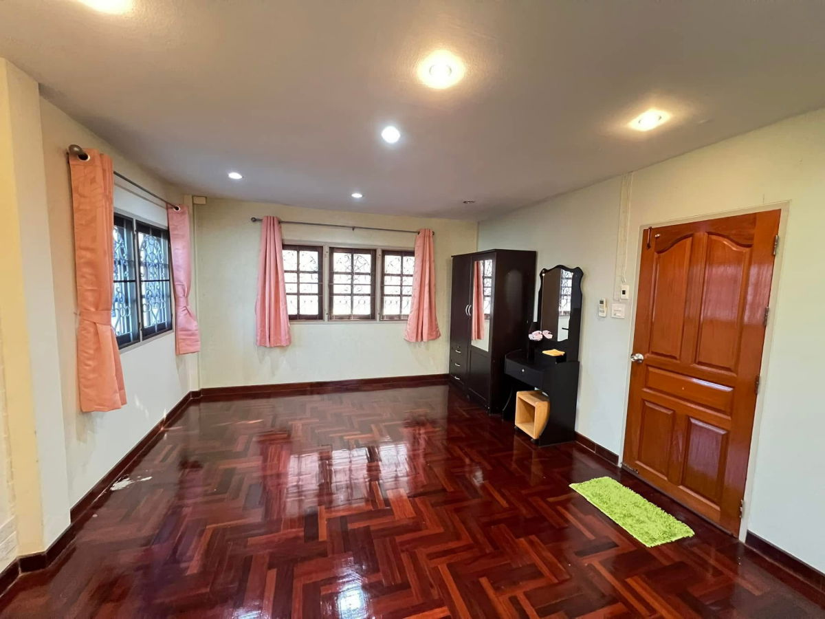 รูป เช่า ให้เช่า ปล่อยเช่า บ้าน โชคชัย 4 ซอย 22 ใกล้กองปราบเก่า ราคาถูก ไม่เกิน 30,000 บาท สนใจ Line: @951qfbfi - รูปที่ 24/25