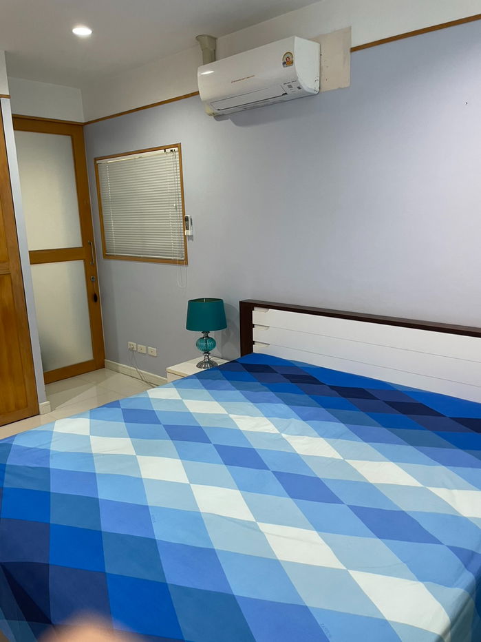 picture PG Condominium, Building B – 9th Floor - 2/11