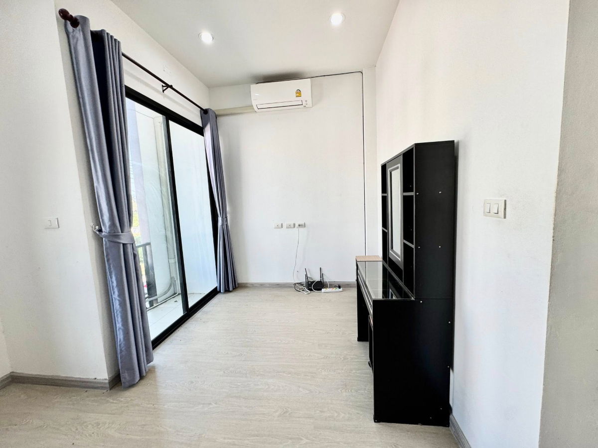 รูป ให้เช่าทาวน์โฮมใหม่ ม.เดอะเซ็นทร้ลฮิลล์ สวนเสือ ศรีราชา - รูปที่ 13/29