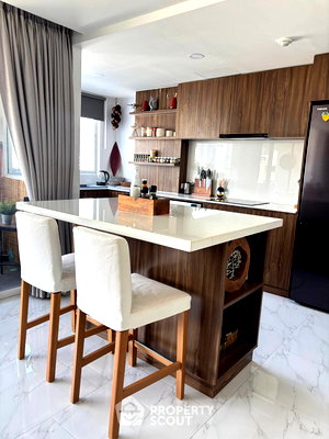 Condos for sale : 2-BR Condo at D.S. Tower 2 Sukhumvit 39 Condominium near MRT Sukhumvit (ID 2504731)