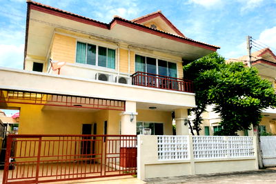 Houses for sale Don Mueang : 🏡 Single Detached House for Sale | Don Mueang – Nawong / Songprapha 🚆 Near SRT Red Line Lak Hok Station | 🎓 Near Rangsit University