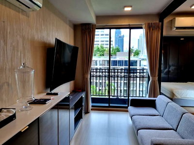 Condos for rent : Condo for Rent at Venio Sukhumvit 10 (E6812025)