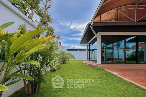 4-BR Villa close to East Pattaya (ID 2506744)