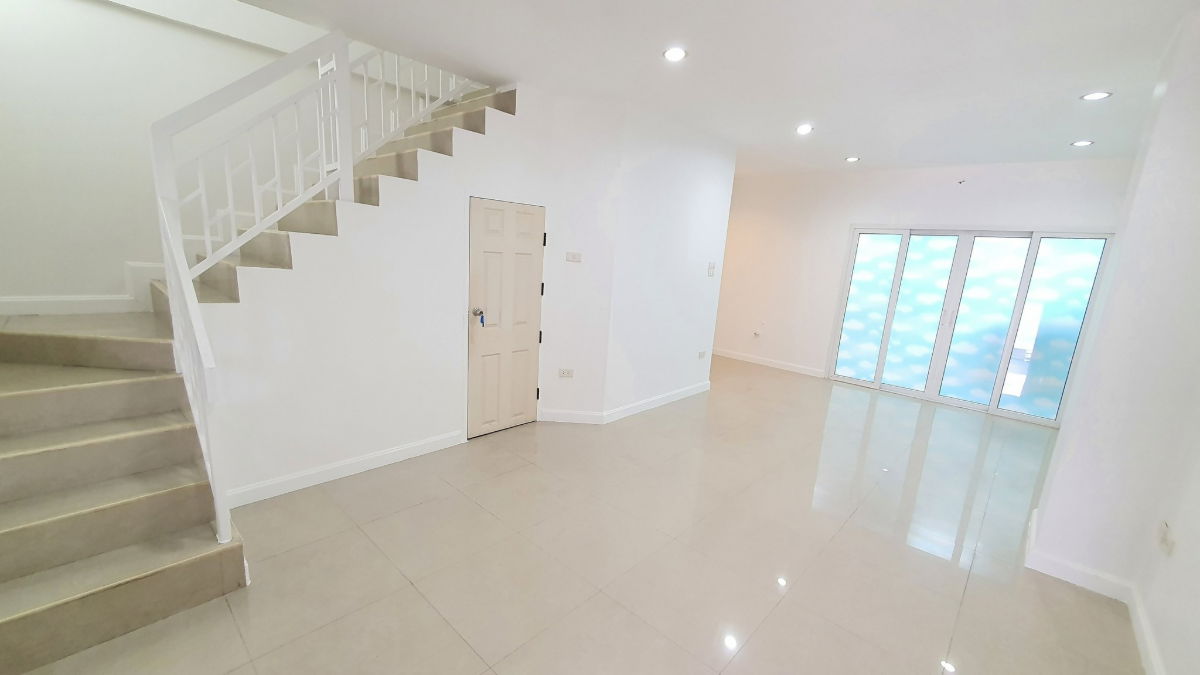 รูป เช่า ให้เช่า ปล่อยเช่า ทาวน์โฮม พหลโยธิน 73 โฮมอินทาวน์ พหลโยธิน 73 ราคาถูก สนใจ Line: @951qfbfi - รูปที่ 7/19