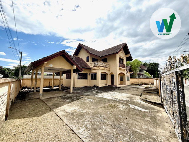 รูป ขายที่ดินติดถนนอ่อนนุช พร้อมบ้านเดี่ยว 98 ตร.ว. แปลงมุม พื้นที่กว้าง มีห้องแม่บ้าน ใกล้รถไฟฟ้า BTS ทางด่วน มอเตอร์เวย์ - รูปที่ 2/9