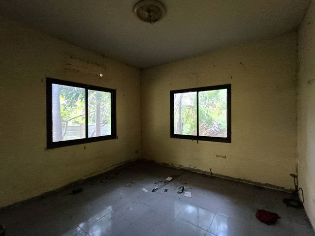 picture FOR SALE  HOUSE PROPERTY  2240000 BAHT. - 4/8