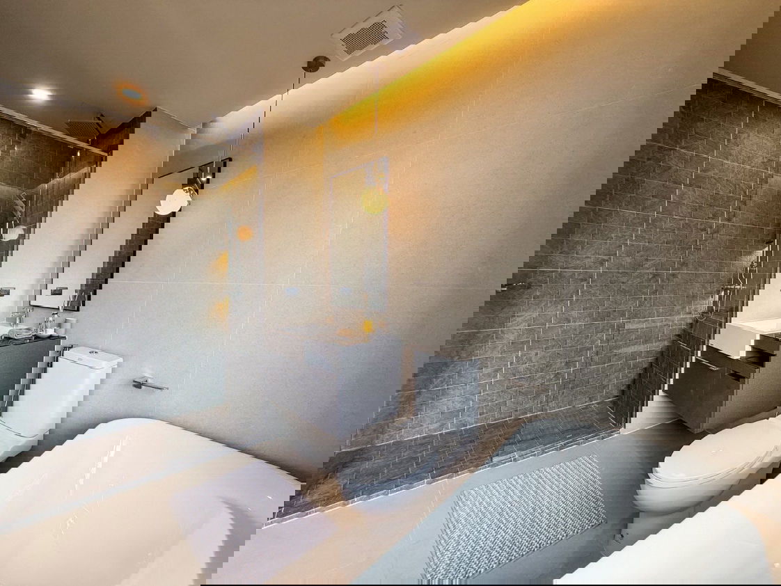 รูป 🔥ข้อเสนอสุดพิเศษ🔥คอนโด 2 ห้องนอน สไตล์รีสอร์ต โครงการ The Deck Patong | วิวสระและภูเขา - U5606032 - รูปที่ 12/18