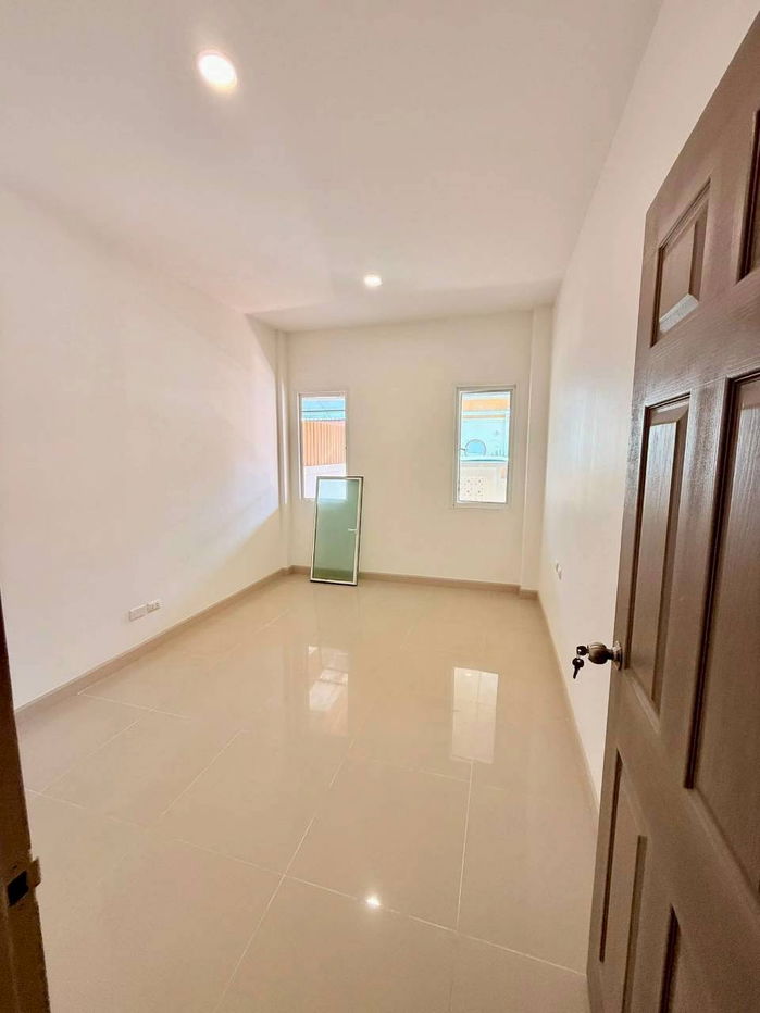 รูป หมู่บ้านสุชารี ป่าคลอก WR-04110 - รูปที่ 4/9