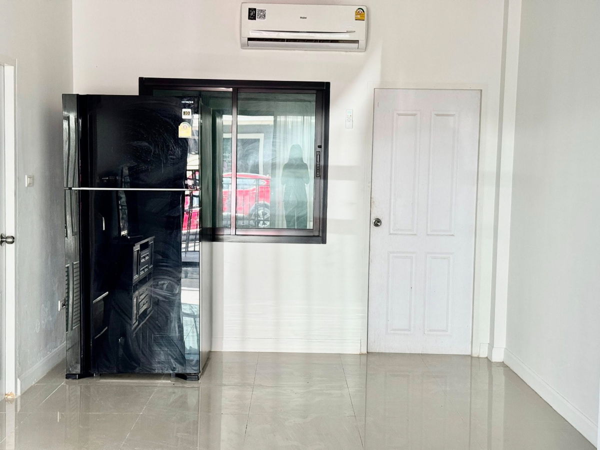 รูป ให้เช่าทาวน์โฮมใหม่ ม.เดอะเซ็นทร้ลฮิลล์ สวนเสือ ศรีราชา - รูปที่ 2/29