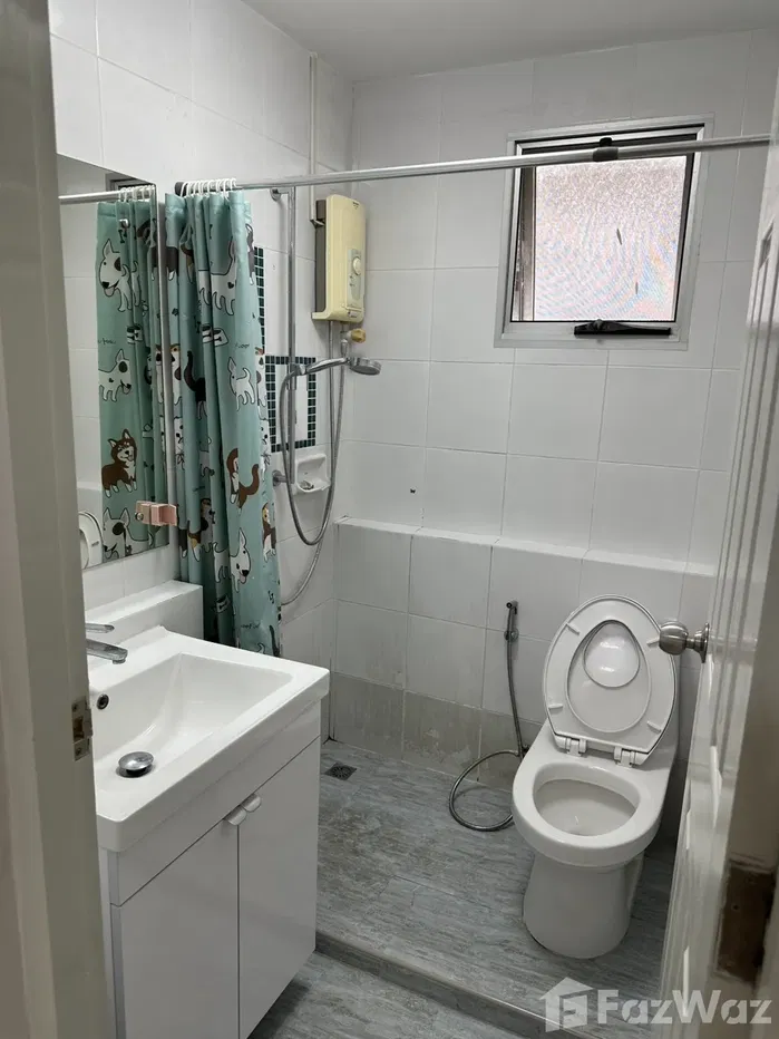 picture For Sale / Rent: Fully Renovated House (Corner Plot 5945909 - 35/41