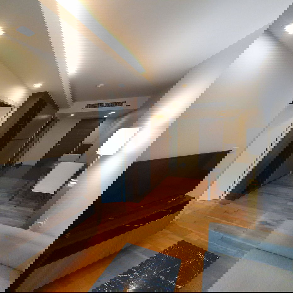 รูป 🟠ปล่อยขายคอนโด - 1 ห้องนอน 47.78  ตร.ม. ที่ Focus Ploenchit - รูปที่ 2/6