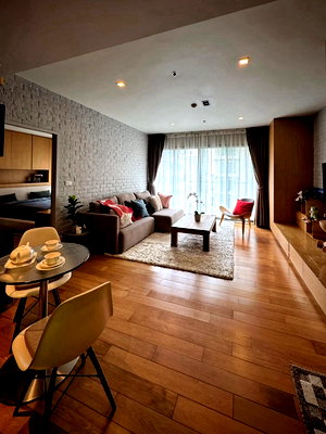 Condos for rent : Noble                      Solo 