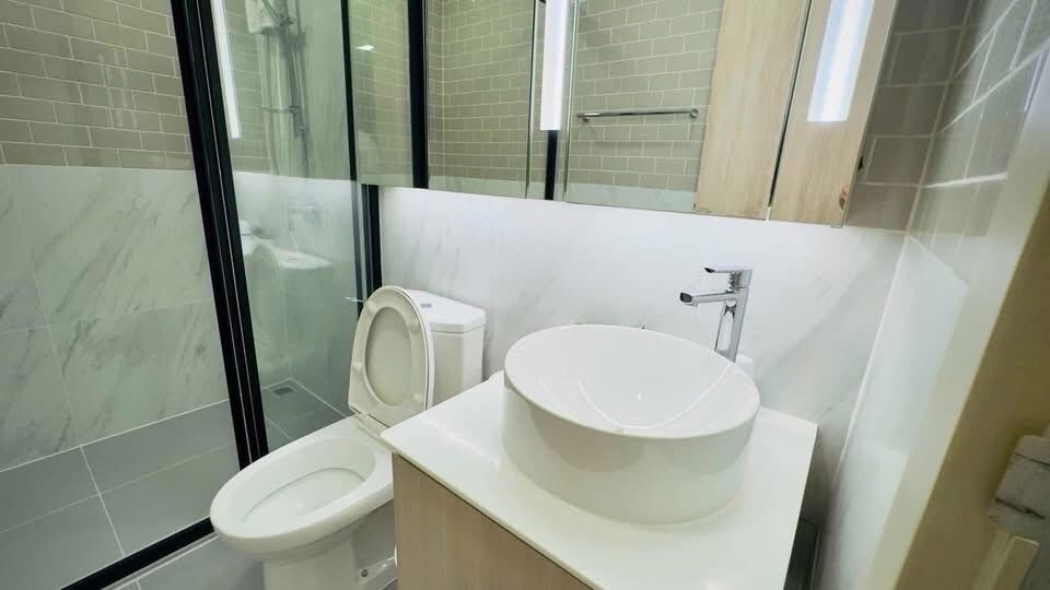 picture XT                           PHAYATHAI  - 5/8