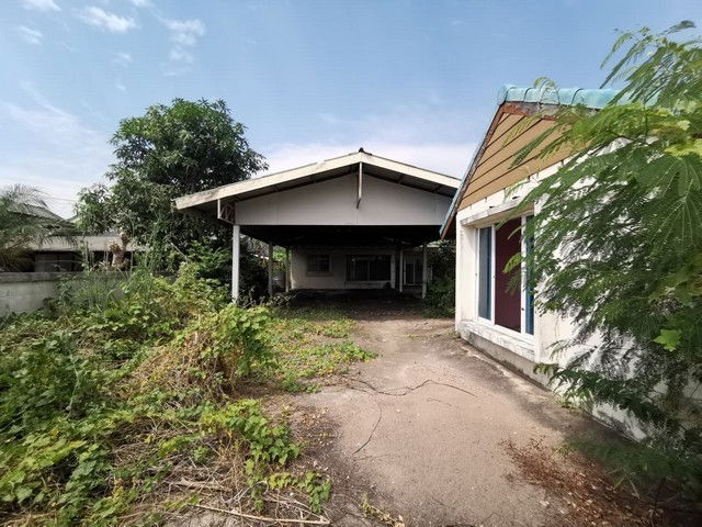 picture FOR SALE  HOUSE PROPERTY  2486000 BAHT. - 8/8