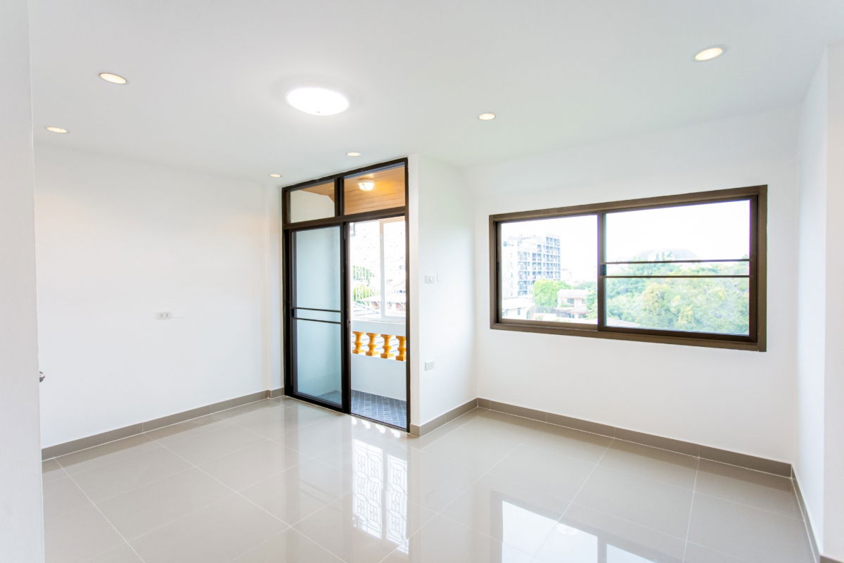 picture ST0034 | 4-story Townhome “Nong Moo Sawan 1” 💥 From 7.29 million THB, now only 6.99 million THB! 🚆 MRT Sutthisan ≈ 1.3 km. - 20/24