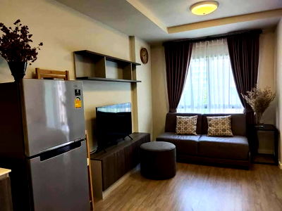 Condos for sale 700 Year Sports Arena Chiang Mai : Condo for sale D Condo Rin, Studio unit, 3rd floor, Building B, near Central Chiang Mai.