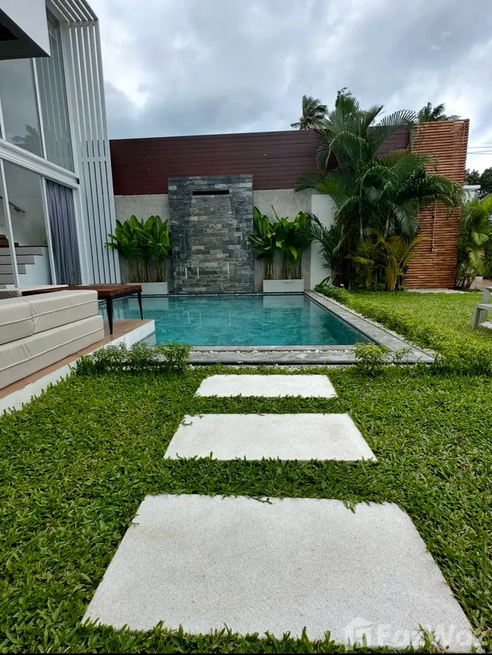 picture VILLA WITH SWIMMING POOL 5932032 - 25/26