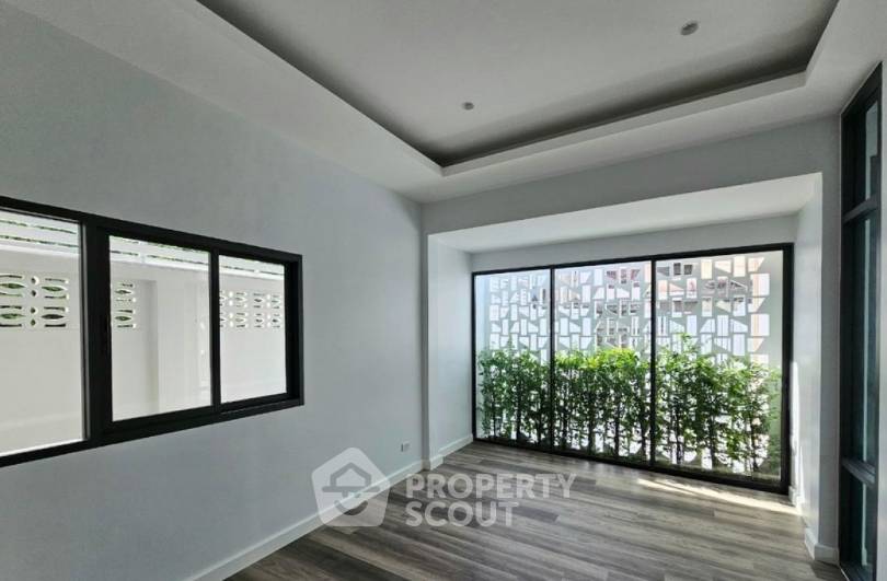 รูป บ้าน 3-ห้องนอน ใน นวมินทร์ (ID 1592558) - รูปที่ 7/13