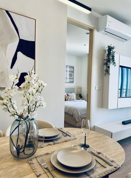 For Rent ✨ NOBLE STATE 39 🔥 Line ID @034etfin 📲 2 Bedroom 2 Bathroom ✨ BTS Phrom Phong 450 meters 💚