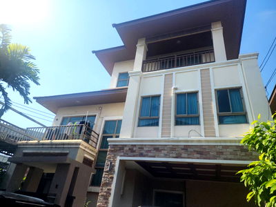 บ้านเดี่ยว บางกรวย นนทบุรี : บ้าน นนทรี รีเจ้นท์ ราชพฤกษ์  3 ชั้น, ที่ดิน 68.8 ตรว.