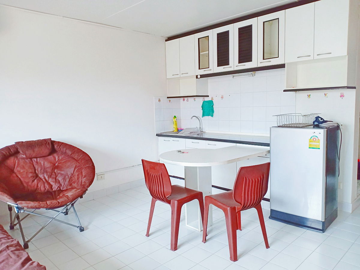 รูป 🔥4000฿ ห้องแอร์ กั้นห้อง 38 ตรม เฟอร์ครบ เมืองทองธานี T2 ใกล้โรงเรียนเซนฟรัง - รูปที่ 4/9