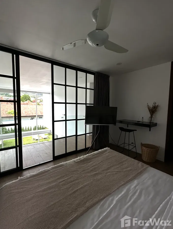 picture VILLA WITH SWIMMING POOL 5932032 - 18/26