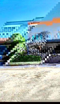 เช่าทาวน์โฮม กรุงเทพมหานคร : ให้เช่า โกลเด้น ทาวน์ 2 สุขสวัสดิ์-พุทธบูชา (Golden Town 2 Suksawat-Phutthabucha) ซอยสุขสวัสดิ์ 26 แขวงบางปะกอก เขตราษฎร์บูรณะ