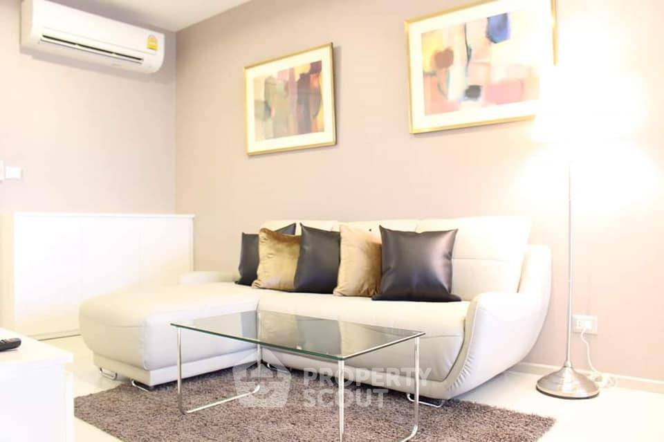 รูป คอนโด 1-ห้องนอน ที่ ริทึ่ม สุขุมวิท42 ใกล้ BTS เอกมัย (ID 795396) - รูปที่ 1/10