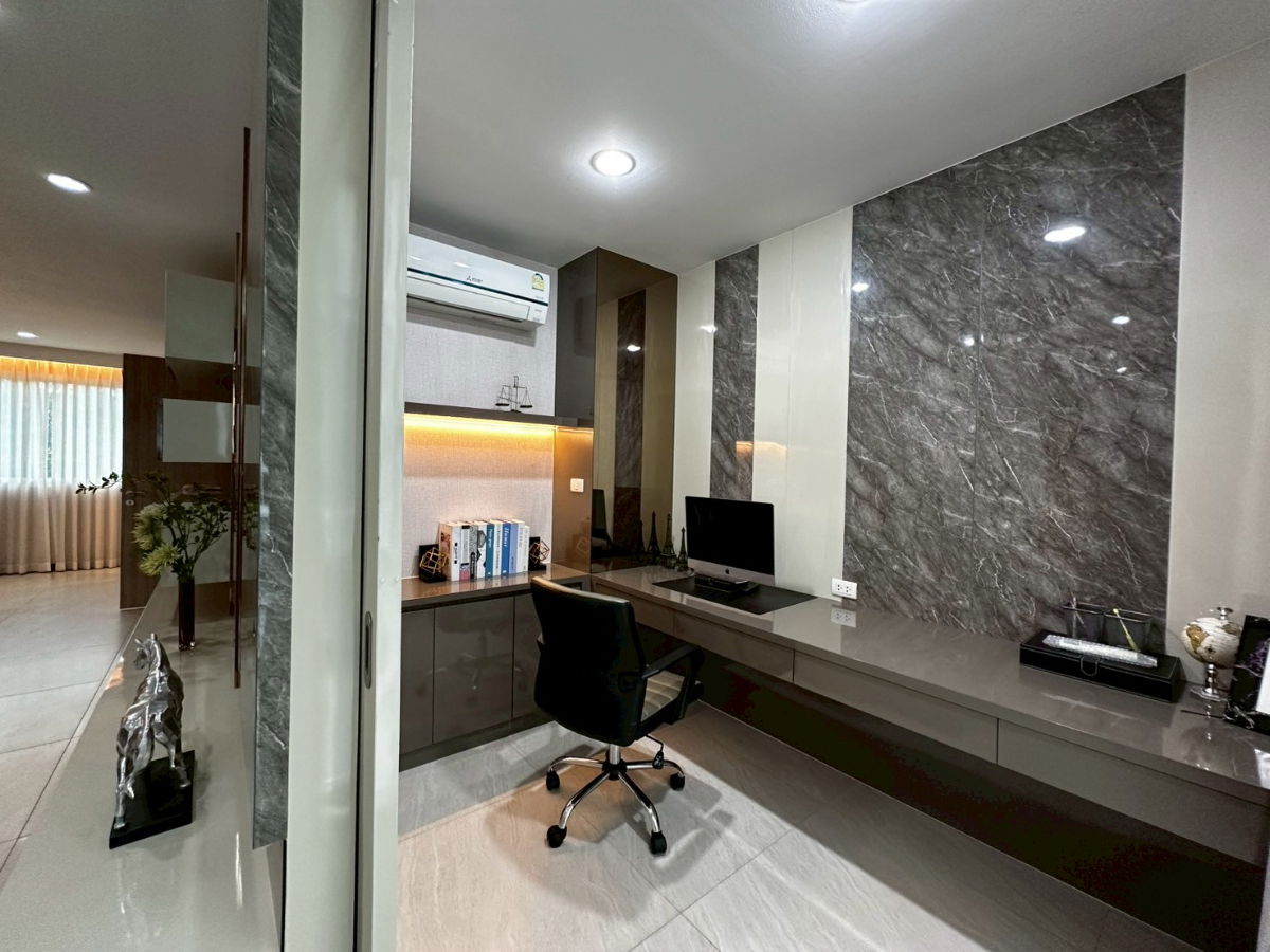 รูป ❤️💛💙โอกาสสุดท้าย! ทาวน์โฮมหรูใจกลางพระราม 3 เหลือเพียง 1 ยูนิตเท่านั้น! 🏡 Côté Maison Rama 3 – โคเต้ เมซอง พระราม 3 - รูปที่ 15/16