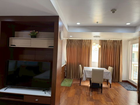 The Ninth Srinakarin Road Suan Luang Rama 9