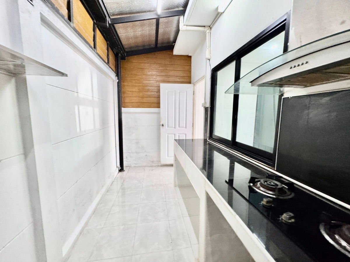 รูป ให้เช่าทาวน์โฮมใหม่ ม.เดอะเซ็นทร้ลฮิลล์ สวนเสือ ศรีราชา - รูปที่ 25/29