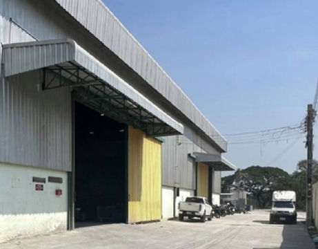 ให้เช่าโกดัง ถนนพัฒนาชนบท 2 ลาดกระบัง พื้นที่โกดัง 800 ตารางเมตร โกดังเปล่า ไม่มี Office / รถเทรลเลอร์เข้าออกได้