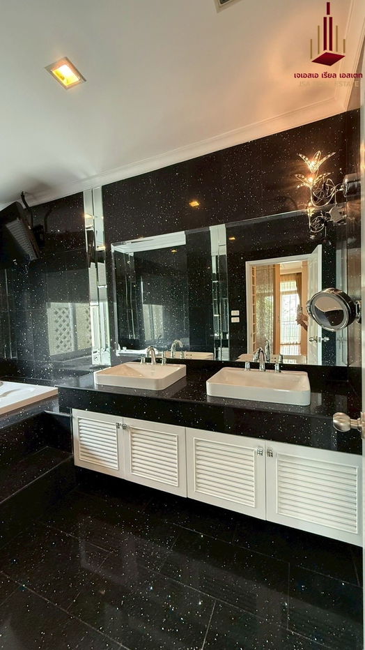 picture ✨ For Sale: Perfect Masterpiece sukhumvit 77 ✨    💰 Only 26,000,000 THB - 9/10