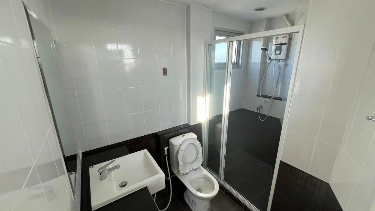 รูป 🟠ให้เช่าคอนโดห้องมุม - 2 ห้องนอน 42.75 ตร.ม. ที่ Assakarn Place Srinakarin - รูปที่ 8/8