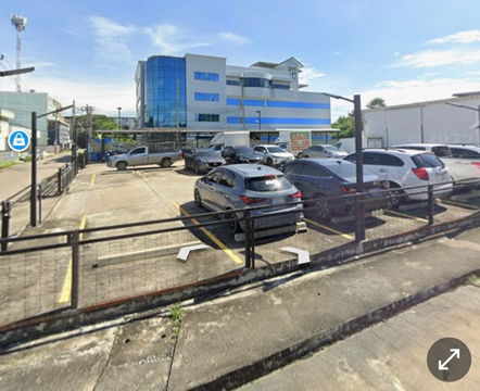 ให้เช่าสำนักงาน 5 ชั้น พร้อมโกดัง เนื้อที่ 409 ตรว. ซอยรามคำแหง 118 แยก 42 อยู่ใกล้สำนักงานเขตสะพานสูง