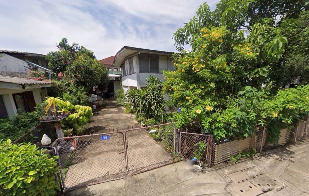 รูป 🏡ขายขาดทุน คุ้มมาก บ้านเดี่ยว 2 หลัง ในที่ดินเดียวกัน ทำเลอ่อนนุช เดินทางสะดวก ใกล้ BTS 🌿 - รูปที่ 6/11