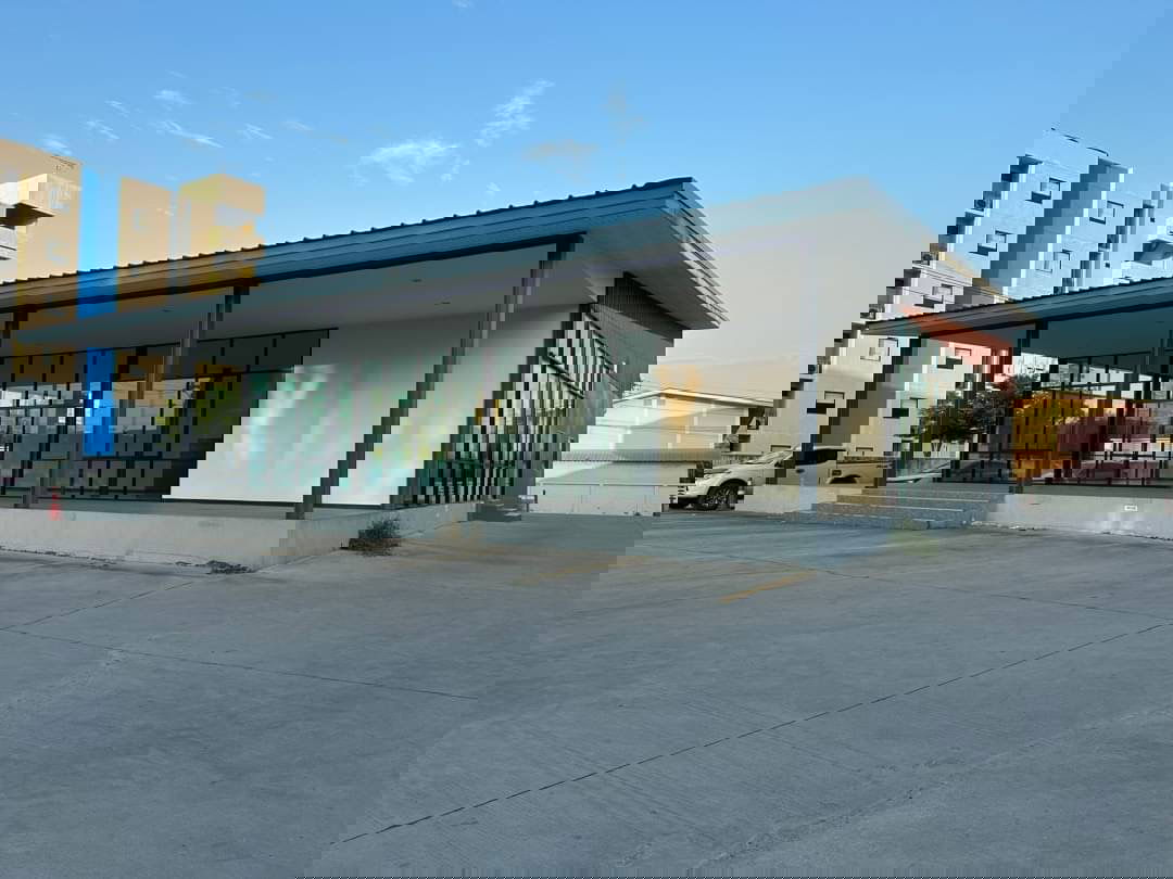 รูป โทร0615496959 คุณเนส⛔️ ให้เช่าสำนักงานออฟฟิศ 500 ตรม.  🔥ใจกลางเมือง ใกล้เซนทรัล ชลบุรี 🔥 - รูปที่ 1/10