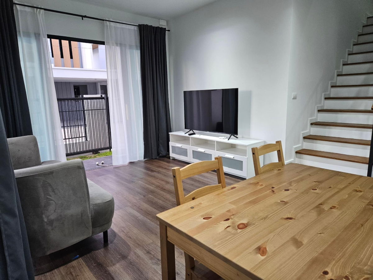 รูป บ้านให้เช่า หมู่บ้านมณีรินทร์ปาร์ค ข้าวหลาม – บ้านหลังมุม บรรยากาศดี พร้อมเข้าอยู่! 🌿 - รูปที่ 2/12