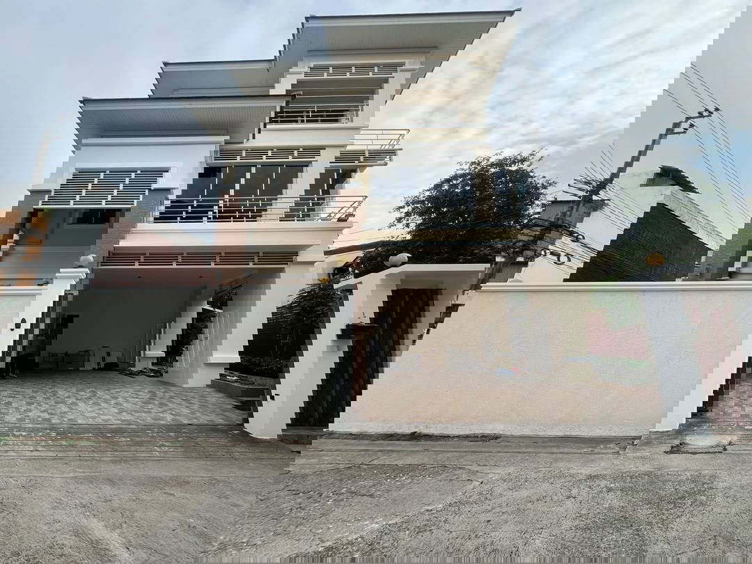 รูป ให้เช่า บ้านเดี่ยวหรู สุขุมวิท พระโขนง ปรีดีย์ 7 นอน 5 น้ำ 72 ตร.ว. - รูปที่ 1/16