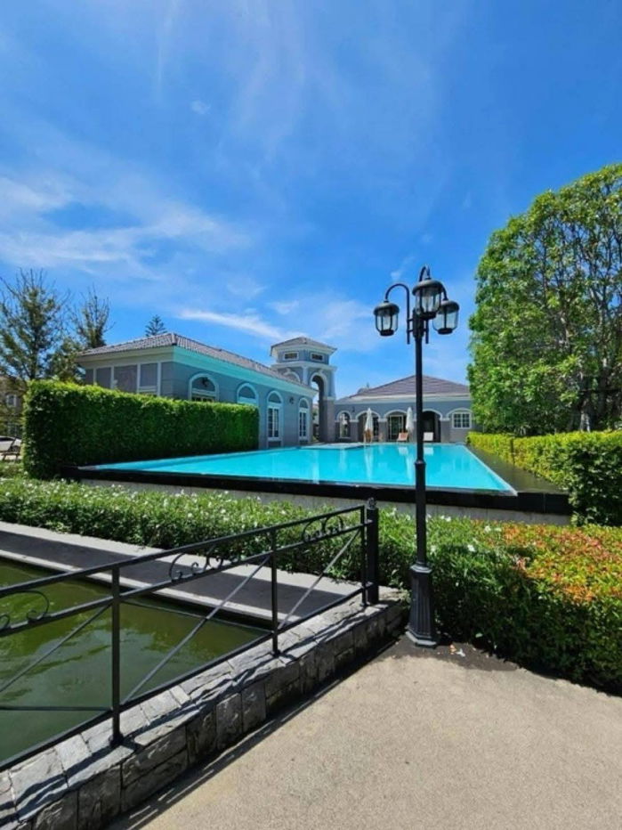 picture HOME FOR RENT FUTURE RANGSIT 45,000/MONTH 4 BEDS 3 BAHTS - 2/21