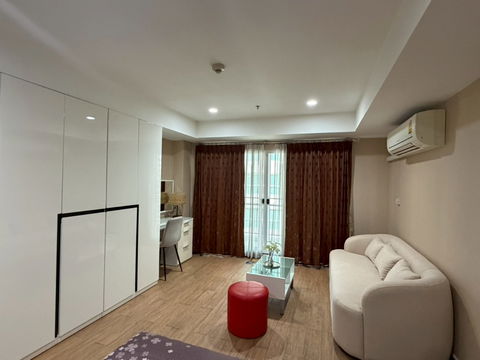 The Ninth Srinakarin Road Suan Luang Rama 9