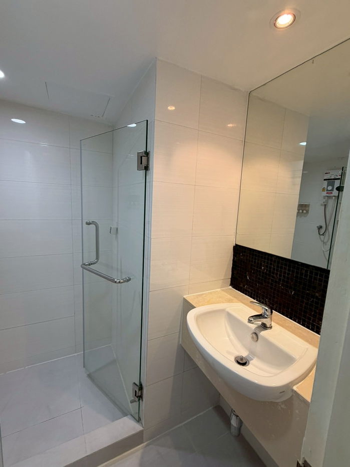 รูป ให้เช่าคอนโดเดอะนายน์ เพลส / ตรงข้ามห้างพาราไดร์/รถไฟฟ้าสถานีสวนหลวง ร.9 (98/193) - รูปที่ 21/29