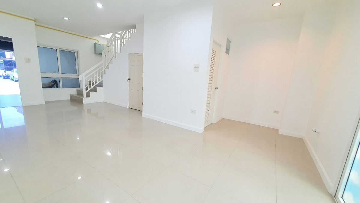 รูป เช่า ให้เช่า ปล่อยเช่า ทาวน์โฮม พหลโยธิน 73 โฮมอินทาวน์ พหลโยธิน 73 ราคาถูก สนใจ Line: @951qfbfi - รูปที่ 12/19