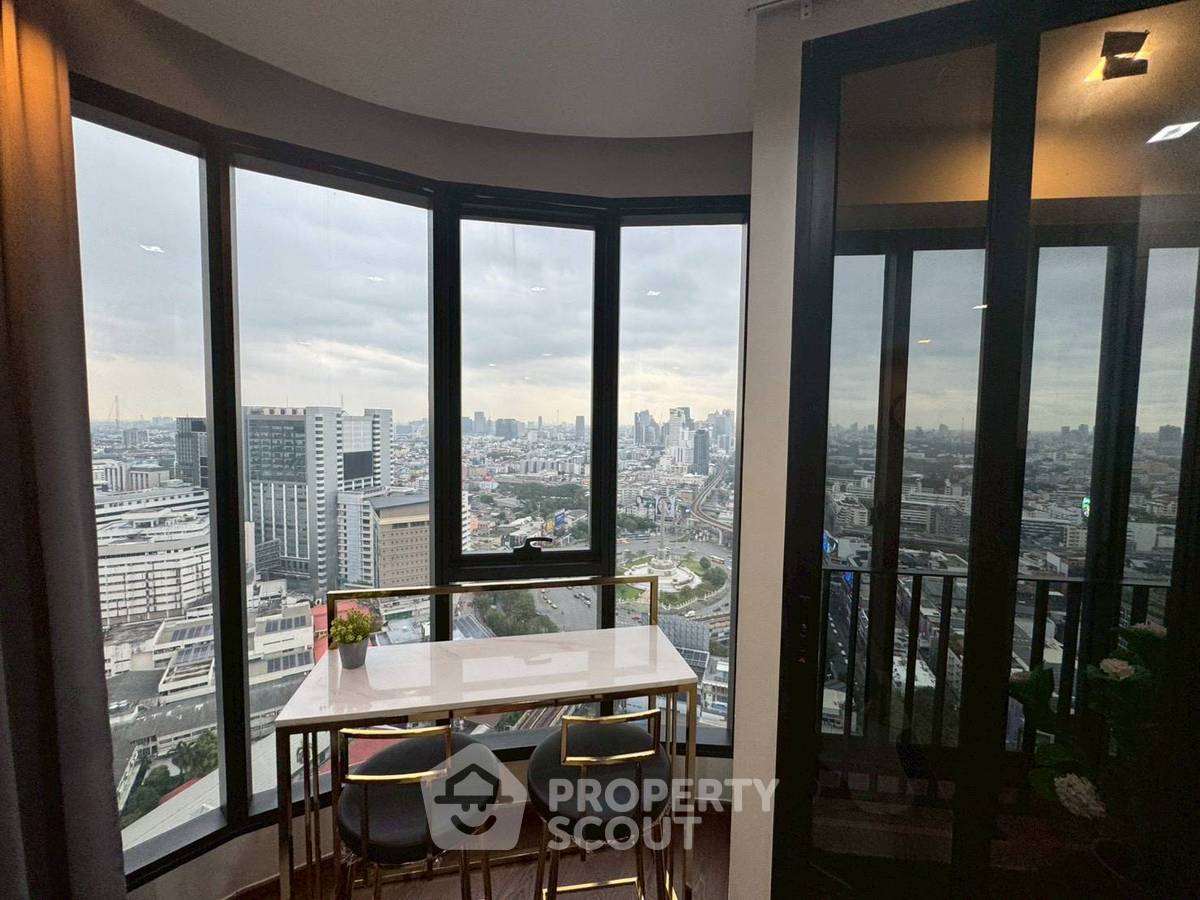 รูป คอนโด 2-ห้องนอน ที่ ไอดีโอ คิว วิคตอรี่ ใกล้ BTS อนุสาวรีย์ชัยสมรภูมิ (ID 2507037) - รูปที่ 2/7