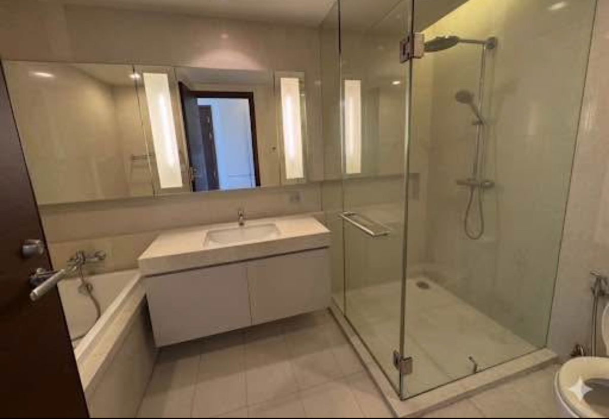 picture Quattro by                  Sansiri - 8/10