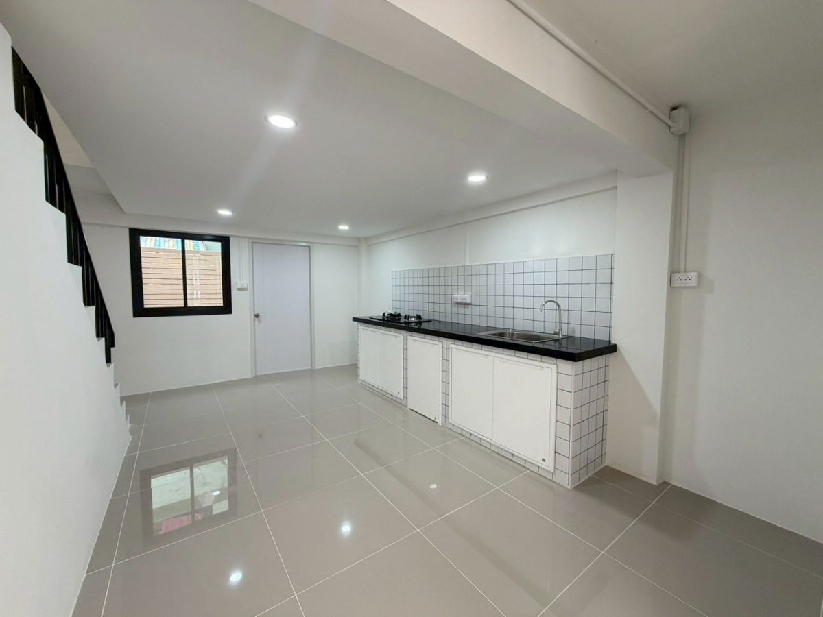 รูป ขายอาคารพาณิชย์ 3.5 ชั้น สุขสวัสดิ์ 78 (ซอยวัดชังเรือง) ขนาด 16 ตารางวา 3 ห้องนอน 3 ห้องน้ำ ตกแต่งใหม่พร้อมอยู่ - รูปที่ 6/16