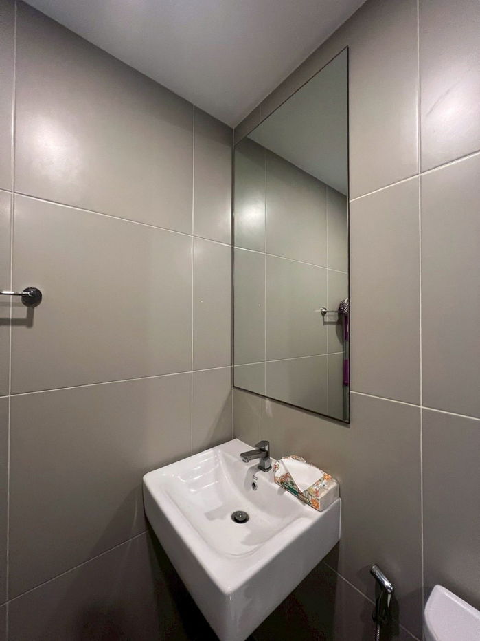 รูป 🟢ห้องสวย!! พร้อมเข้าอยู่!! 🟢เอลลิโอ สาทร - วุฒากาศ ใกล้ BTS วุฒากาศ สอบถาม📱ADD LINE @572aurac แอดมินตอบไว✨ - รูปที่ 9/10