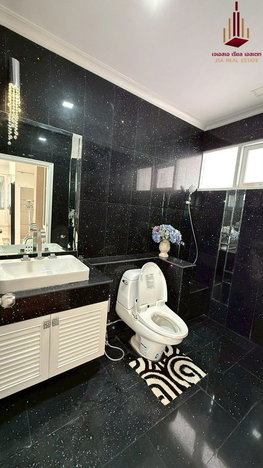 picture ✨ For Sale: Perfect Masterpiece sukhumvit 77 ✨    💰 Only 26,000,000 THB - 10/10